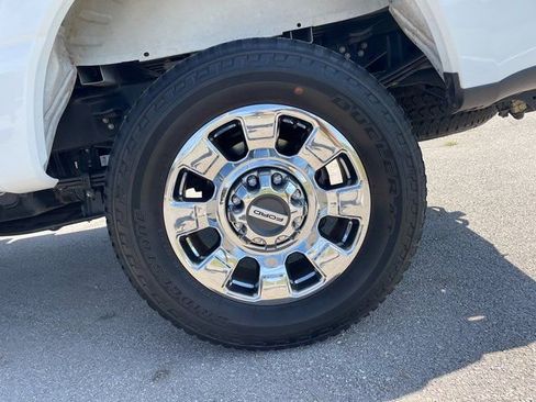 Used 2025 Ford F350 Lariat w/ Lariat Ultimate Package image 19