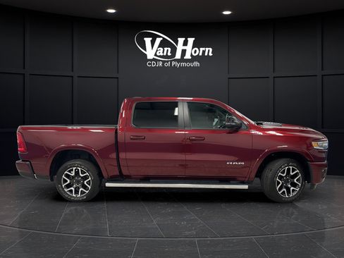 Used 2025 RAM 1500 Laramie w/ Sport Appearance Package AWD/4WD image 8