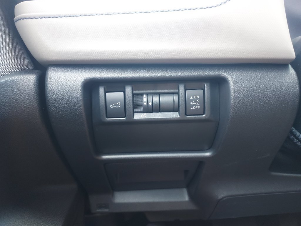 Used 2026 Subaru Forester Premium AWD/4WD image 24