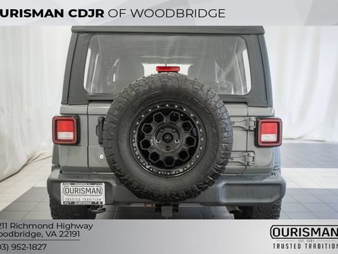 Used 2021 Jeep Wrangler Unlimited Sport AWD/4WD image 5