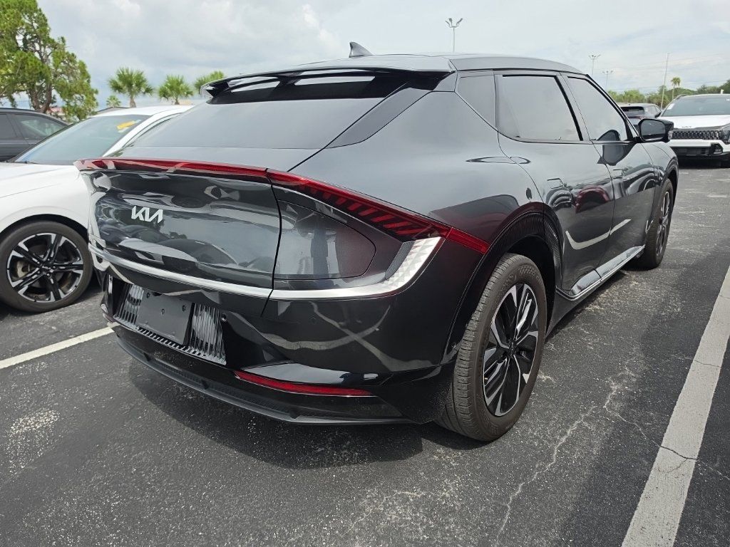 Used 2024 Kia EV6 Wind w/ Wind Technology Package RWD image 17