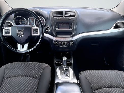 Used 2017 Dodge Journey SE w/ Flexible Seating Group FWD image 7