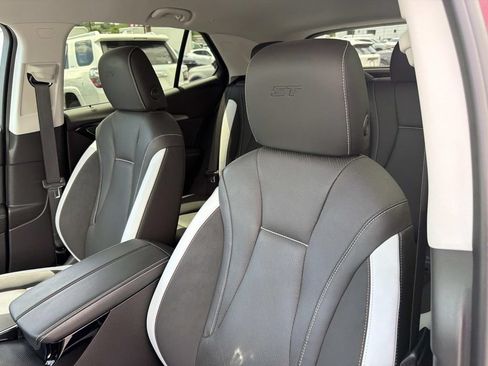 Used 2024 Buick Envision Sport Touring AWD/4WD image 22