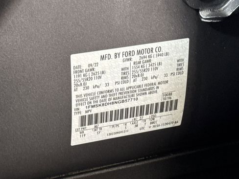 Used 2022 Ford Explorer XLT w/ Equipment Group 202A image 29