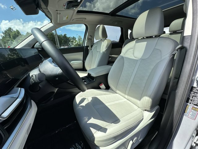 Used 2025 Kia Sorento EX w/ Panoramic Sunroof Package FWD image 20
