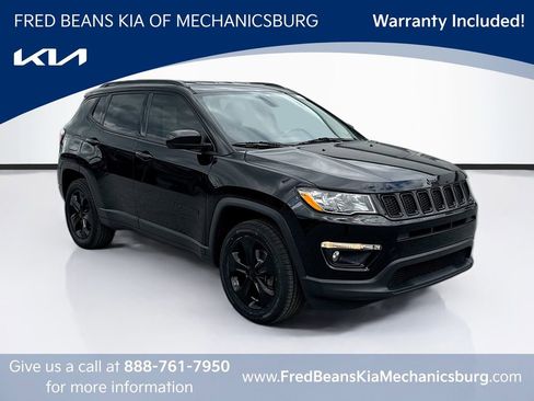 Used 2018 Jeep Compass Latitude AWD/4WD image 1