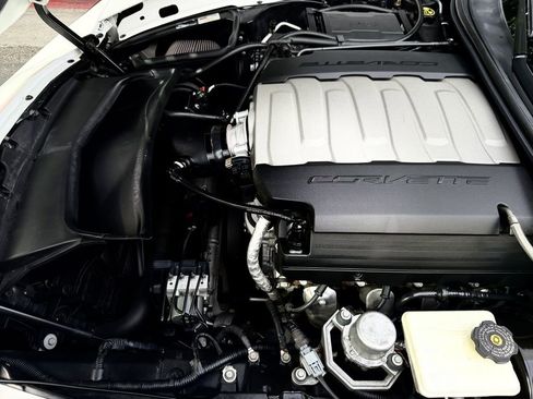 Used 2014 Chevrolet Corvette STINGRAY Z51 3LT w/ 3LT Preferred Equipment Group image 22