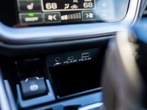 Certified 2025 Subaru Legacy Premium AWD/4WD image 37