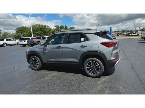 New 2026 Chevrolet TrailBlazer LT AWD/4WD image 6