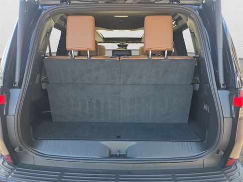 Certified 2025 Lexus GX 550 w/ Accessory Package (2T) AWD/4WD image 13