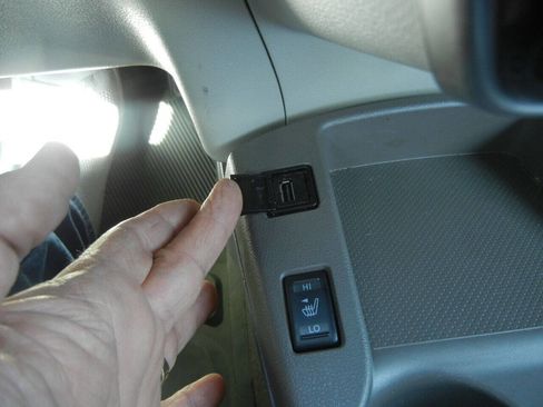 Used 2012 Nissan Leaf SL w/ Protection Pkg image 59