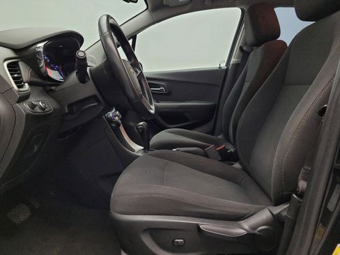 Used 2019 Chevrolet Trax LS w/ LPO, Cargo Package image 17