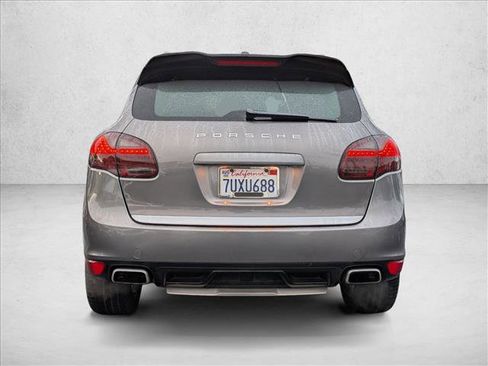 Used 2012 Porsche Cayenne image 7