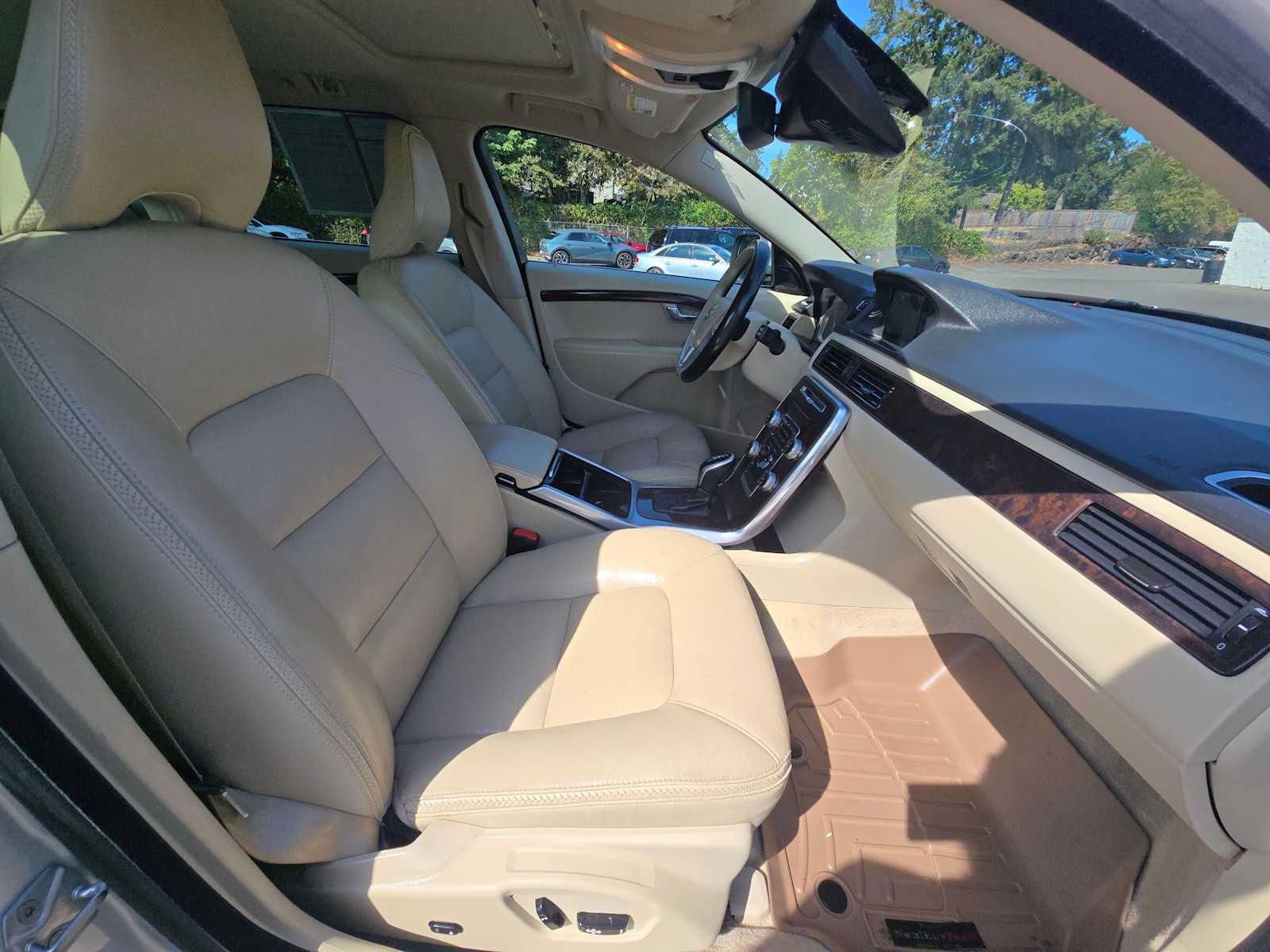 Used 2016 Volvo XC70 T5 Premier AWD/4WD image 11