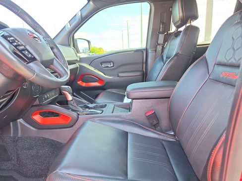 Used 2023 Nissan Frontier Pro-X w/ Pro-X Premium Package RWD image 15