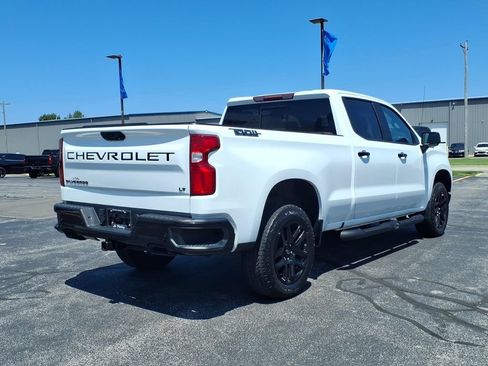 Used 2025 Chevrolet Silverado 1500 LT Trail Boss w/ Convenience Package II AWD/4WD image 15