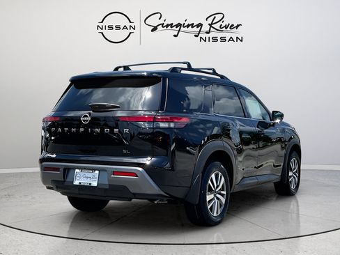New 2026 Nissan Pathfinder SL FWD image 5