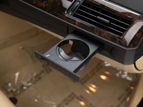 Used 2004 BMW 545i Sedan image 34