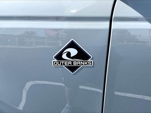 Used 2022 Ford Bronco Outer Banks AWD/4WD image 8