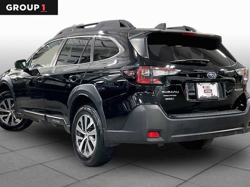 Used 2024 Subaru Outback Premium AWD/4WD image 12