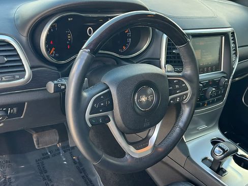 Used 2014 Jeep Grand Cherokee Summit image 10