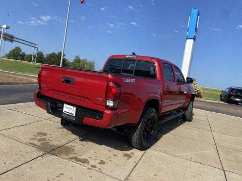 Used 2023 Toyota Tacoma SR AWD/4WD image 13