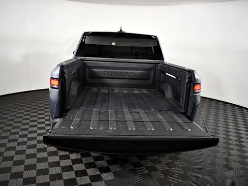 Used 2022 Rivian R1T Launch Edition image 13