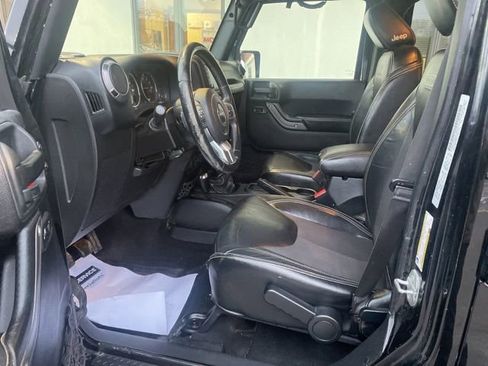 Used 2016 Jeep Wrangler Unlimited Sport image 19