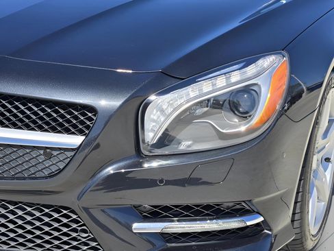 Certified 2016 Mercedes-Benz SL 550 image 27