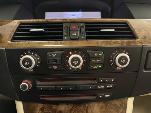 Used 2008 BMW 528i Sedan w/ Premium Pkg RWD image 22
