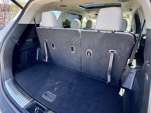 Used 2022 Kia Telluride SX image 10