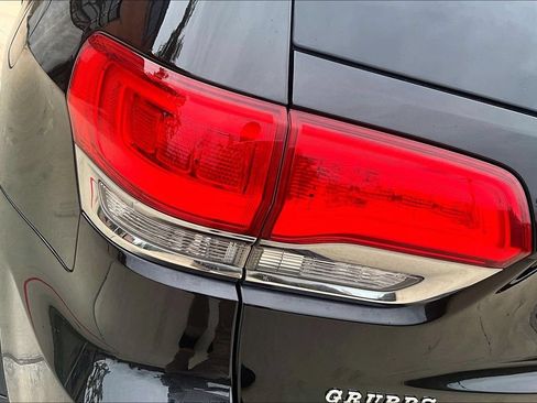 Used 2014 Jeep Grand Cherokee Laredo w/ Quick Order Package 23E RWD image 39