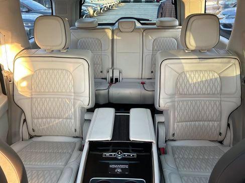 Used 2018 Lincoln Navigator Black Label w/ Cargo Package image 24
