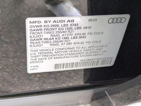 Used 2024 Audi SQ5 Premium Plus w/ Premium Plus Package AWD/4WD image 39