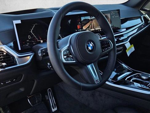New 2026 BMW X5 xDrive40i w/ M Sport Package image 3