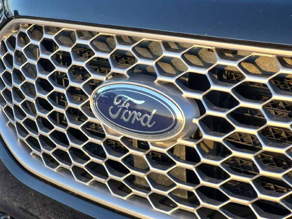 Certified 2024 Ford Edge SEL w/ Convenience Package AWD/4WD image 10