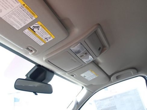 New 2026 Nissan Frontier SV w/ SV Convenience Package image 17