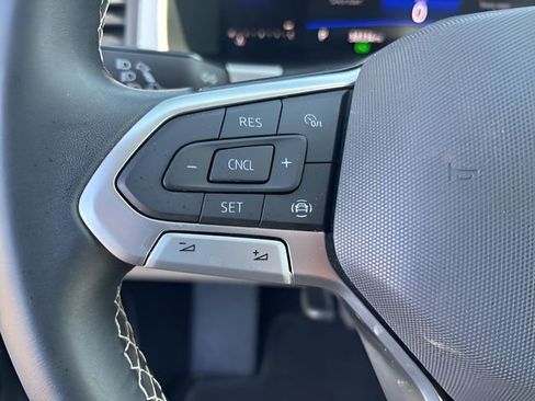 Used 2023 Volkswagen Atlas SE AWD/4WD image 18