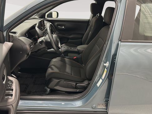 Used 2024 Honda HR-V Sport image 6
