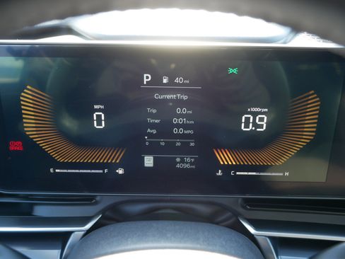 Certified 2025 Kia Carnival LXS image 21