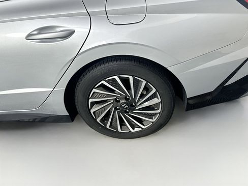 Used 2025 Hyundai Sonata SEL FWD image 11