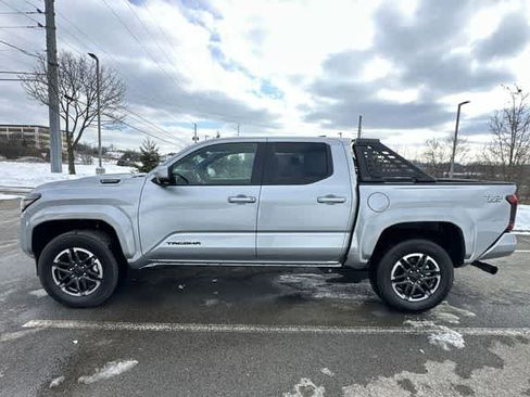 New 2025 Toyota Tacoma TRD Sport AWD/4WD image 2