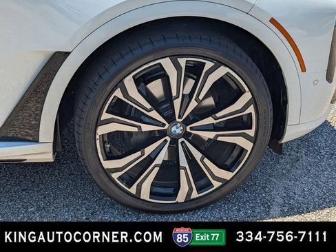 Used 2023 BMW X7 xDrive40i w/ M Sport Package AWD/4WD image 10