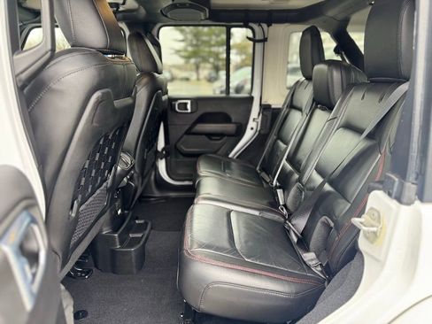 Used 2021 Jeep Wrangler Unlimited Rubicon w/ Uconnect 4C Nav & Sound Group image 25
