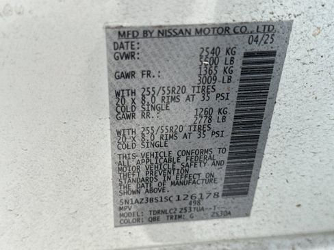Used 2025 Nissan Murano SV AWD/4WD image 26