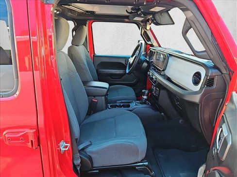 Used 2024 Jeep Wrangler Unlimited Sport AWD/4WD image 20