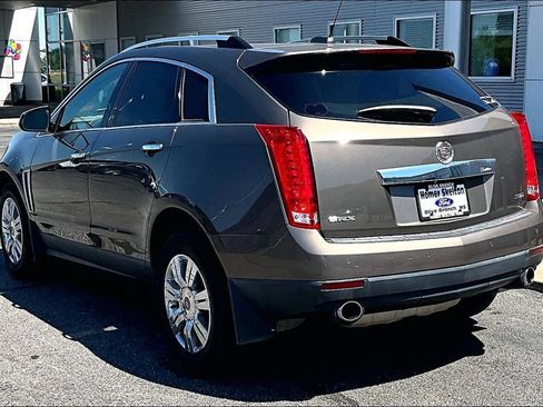 Used 2016 Cadillac SRX Luxury w/ Driver Awareness Package FWD image 3