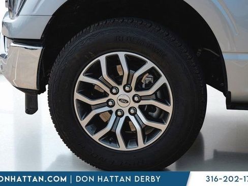 Used 2022 Ford F150 Lariat w/ Trailer Tow Package image 46