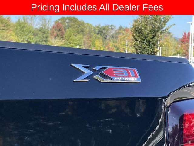Used 2026 GMC Sierra 1500 SLT w/ SLT Premium Plus Package AWD/4WD image 13