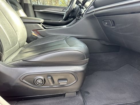 Used 2021 Jeep Grand Cherokee L Limited image 15